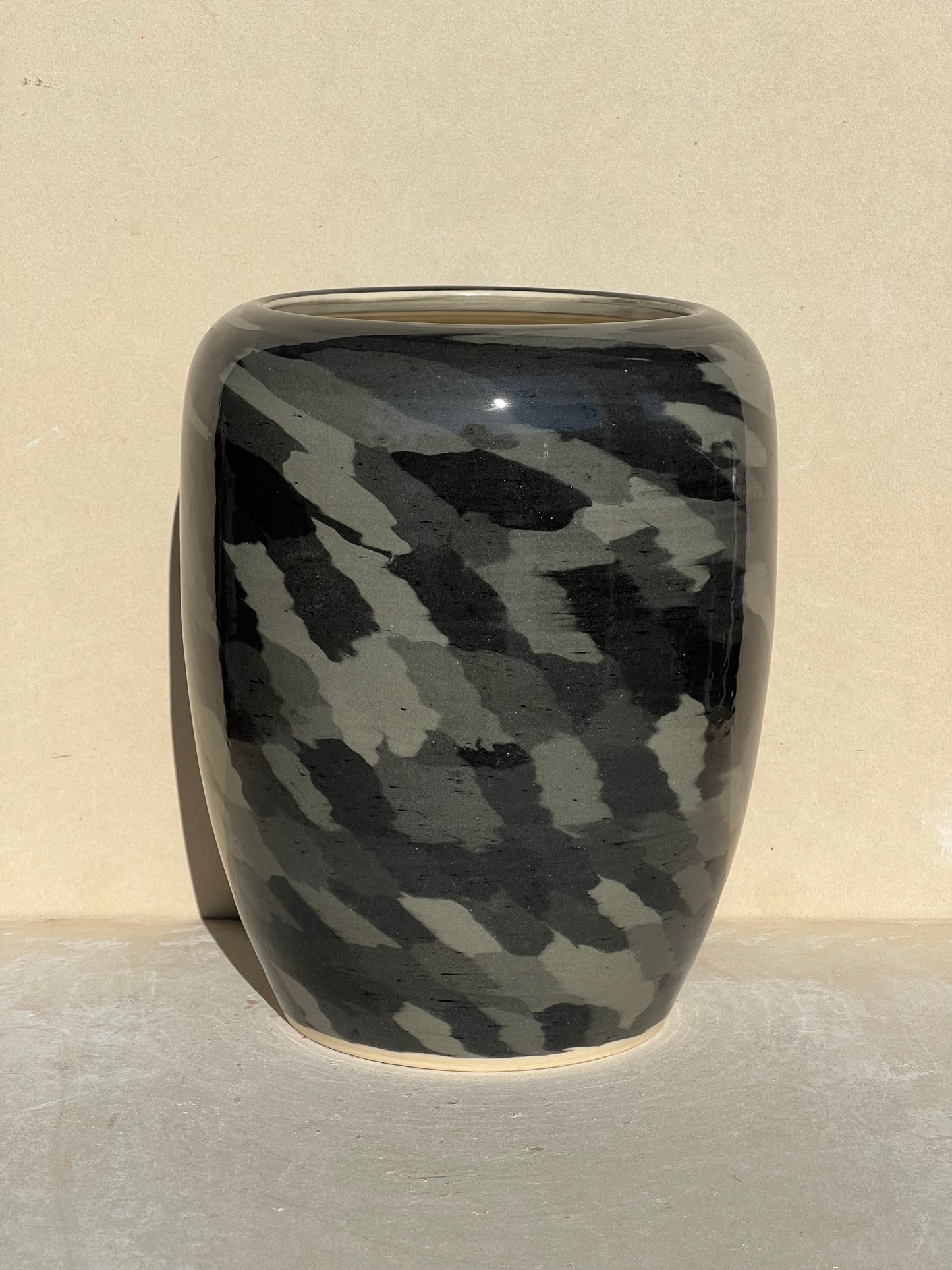 Black Gradient Nerikomi Vase