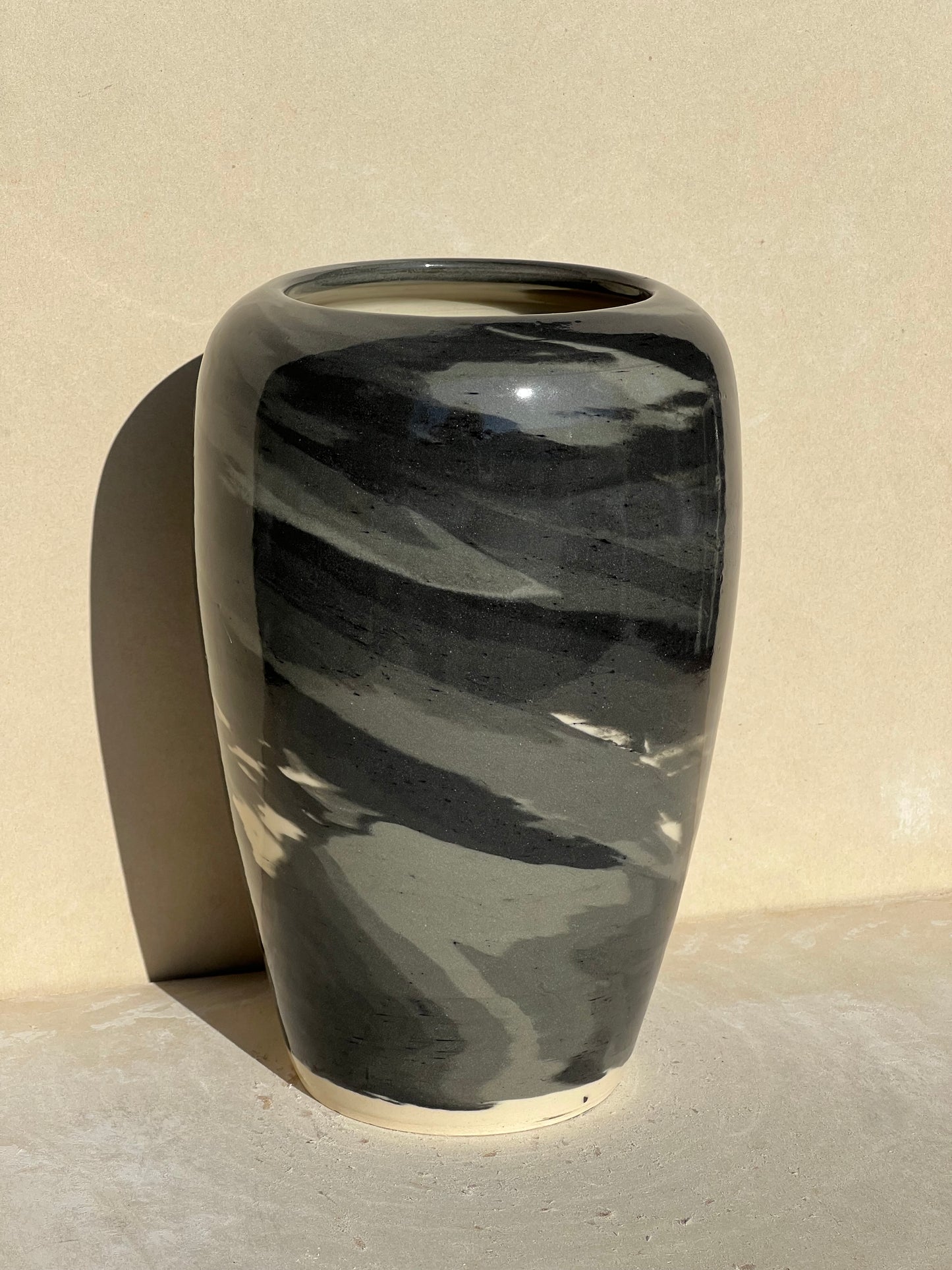 Black Gradient Nerikomi Vase