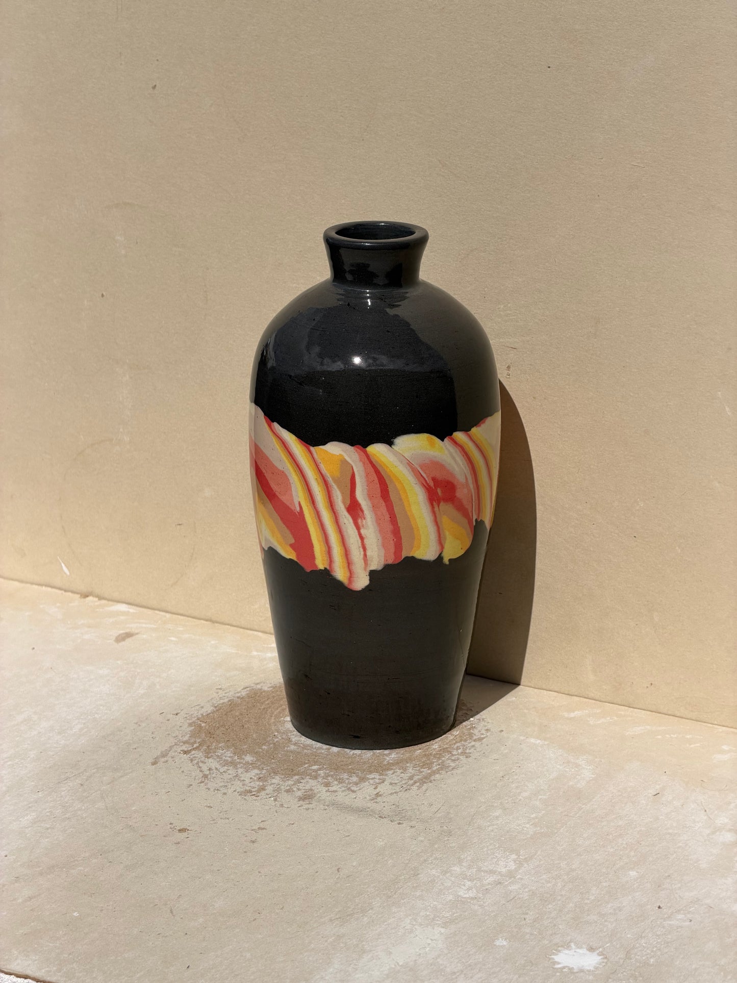 Black Nerikomi Band Bottle