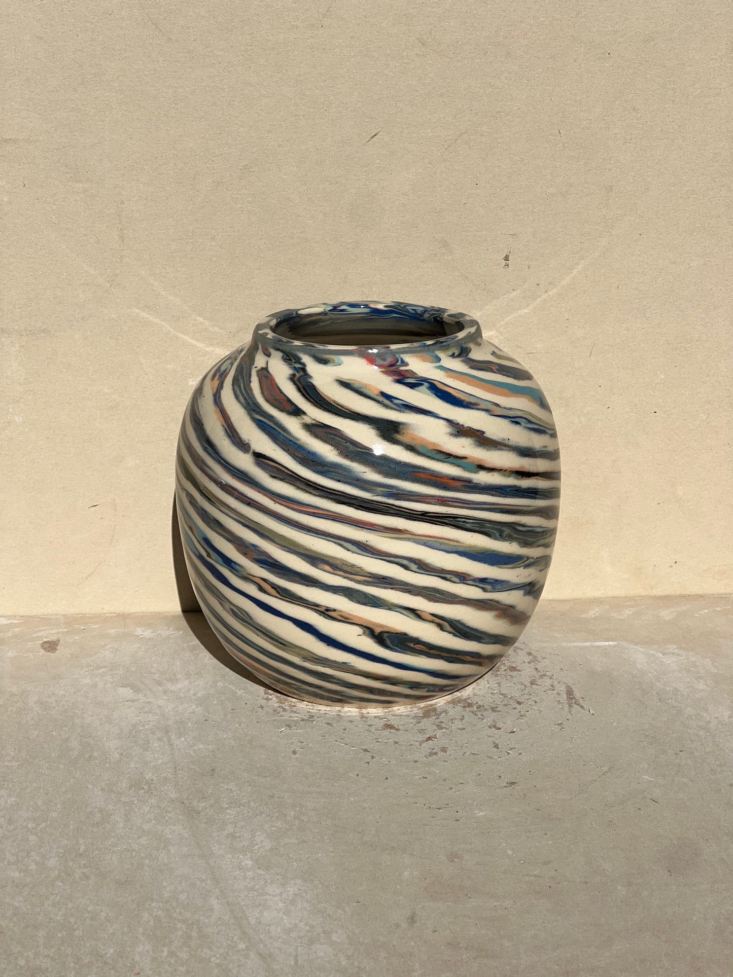 Marbled 23 Color Vase