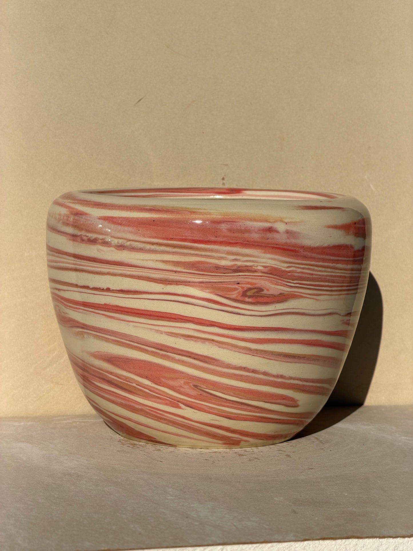 Reds Twist up Vase