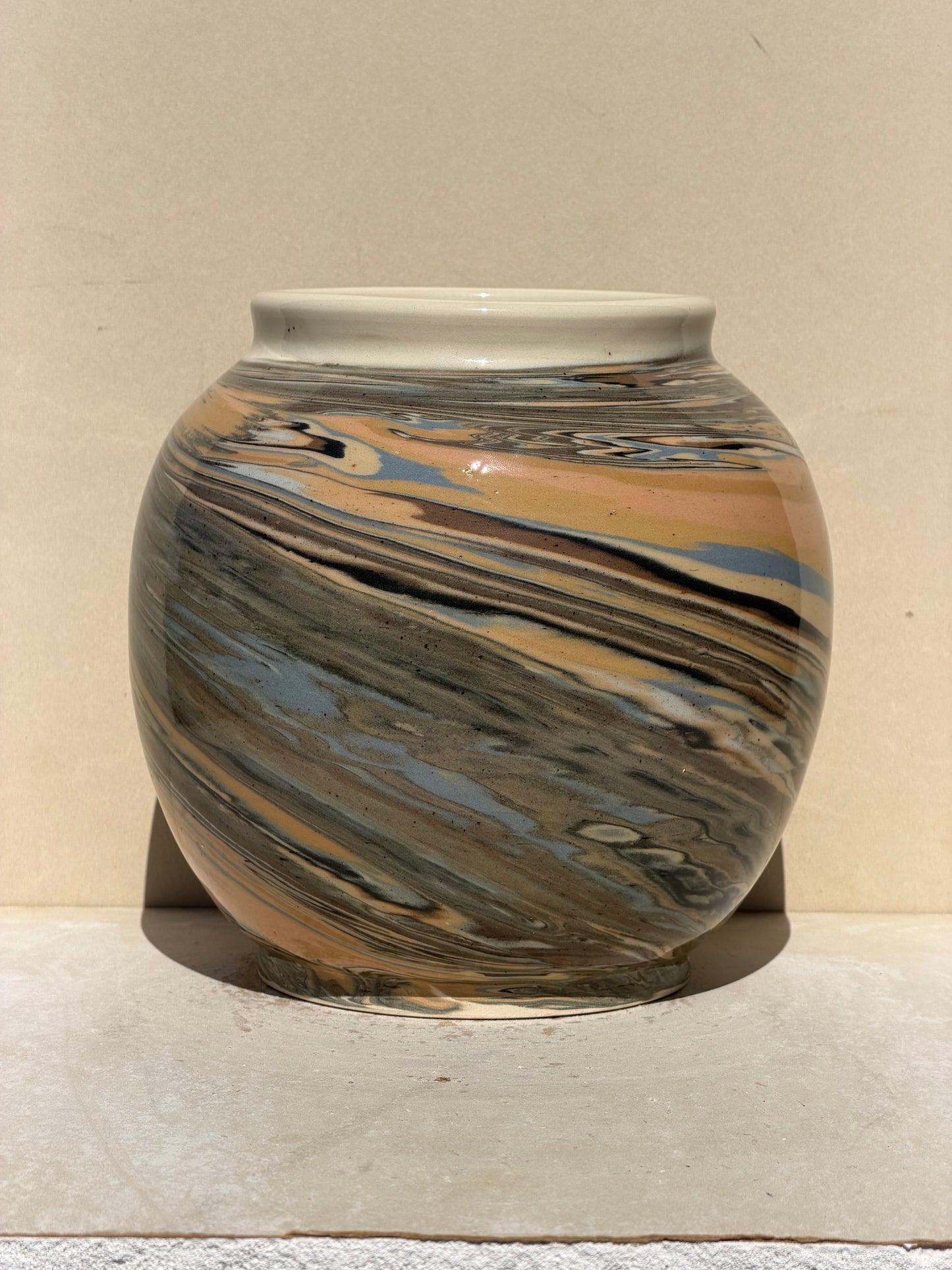 Neutral Vase