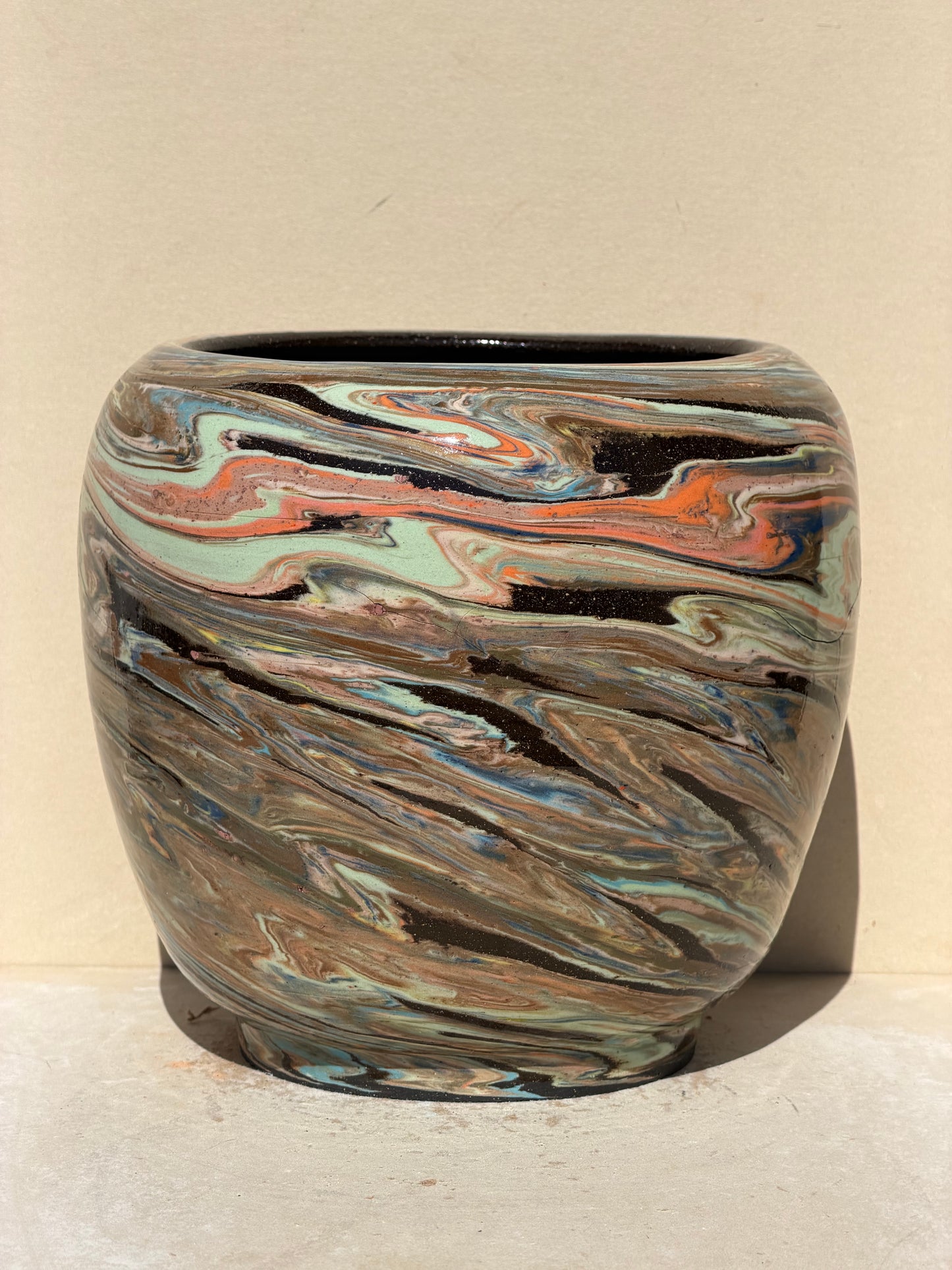 Color Twist Up Brown Vase