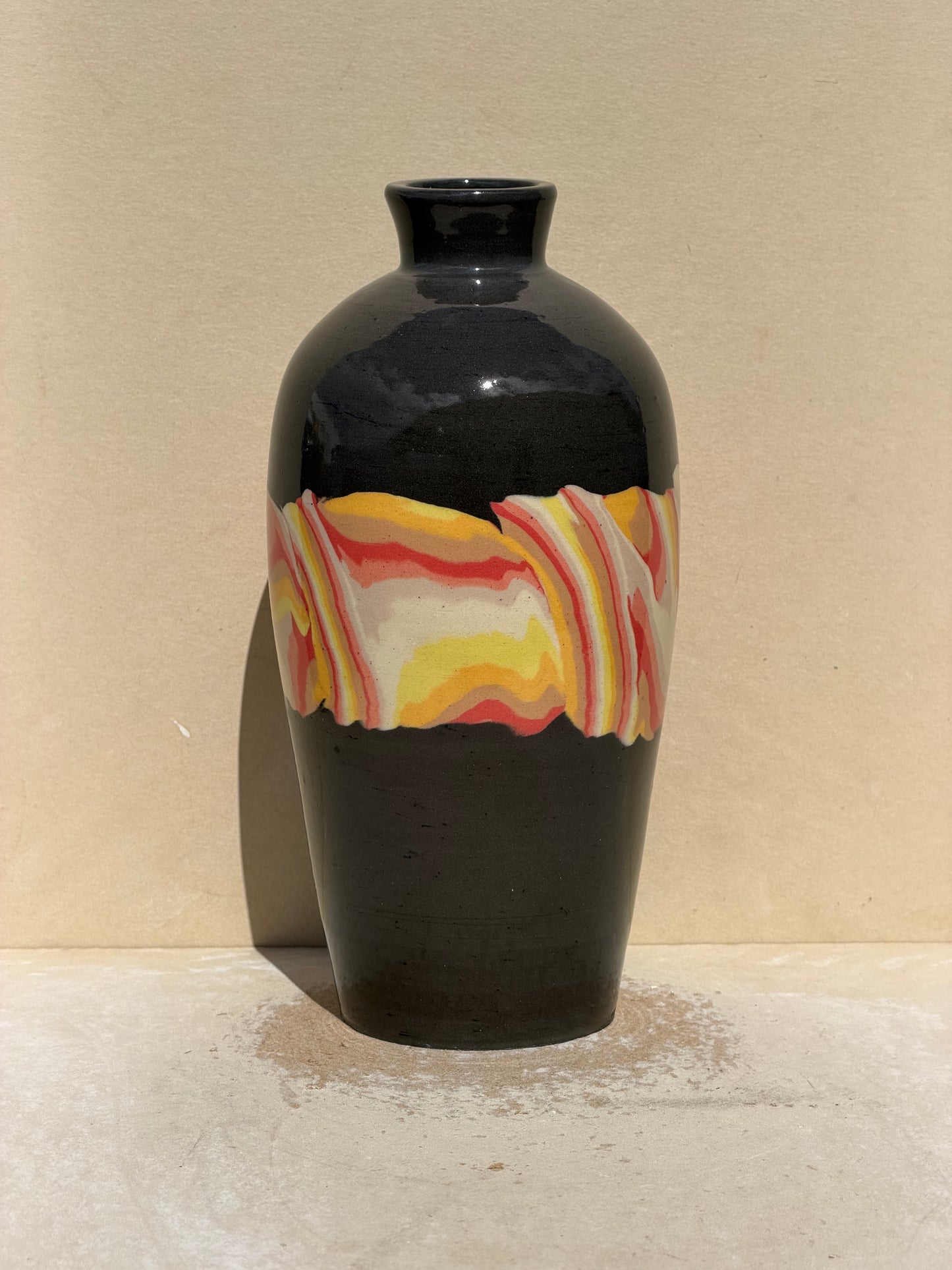 Black Nerikomi Band Bottle