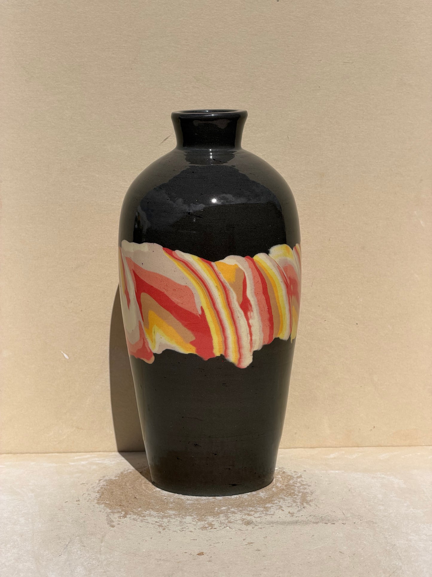 Black Nerikomi Band Bottle