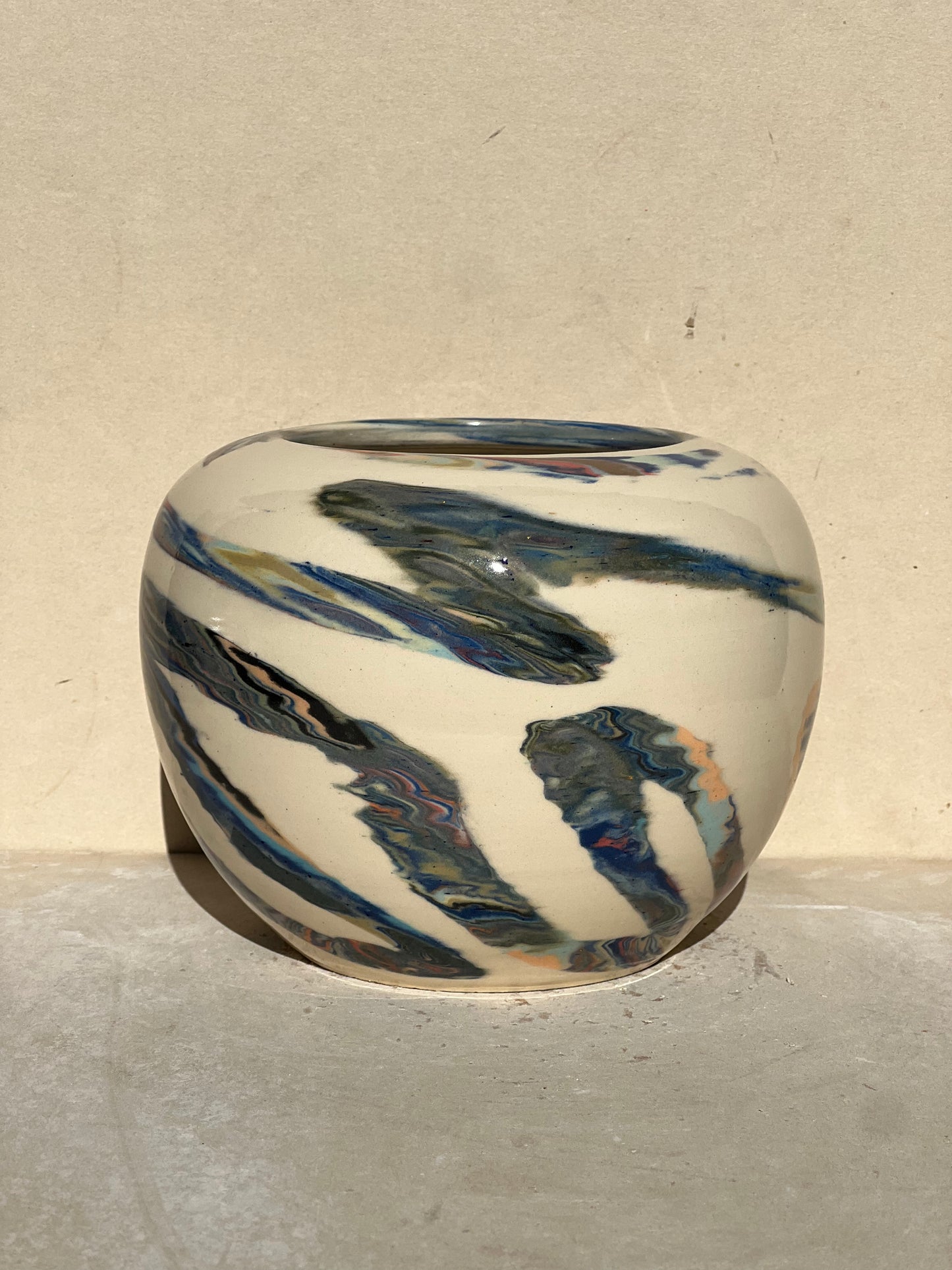 Marbled 23 Color Vase